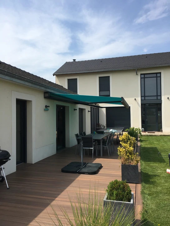 # Façade commerciale en rénovation